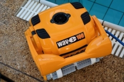 Robot-per-piscine-Pulitore-Maytronics-Dolphin-Wave-100 - Img 1
